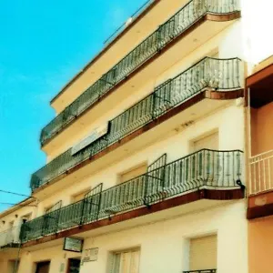 Pau Guest house